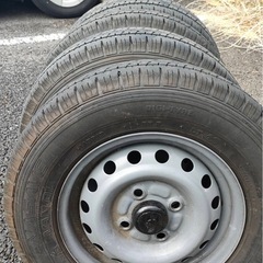タイヤの画像