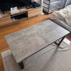 【引越しにつき急募】テーブル、サイドテーブルセットの画像