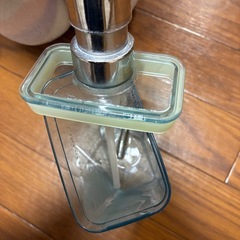 シャンプーボトル　
ニトリの画像