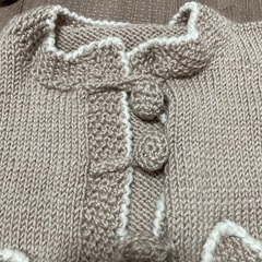 手編みベスト、帽子の画像