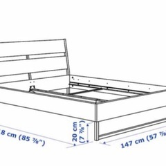  IKEAダブルベットフレーム　の画像