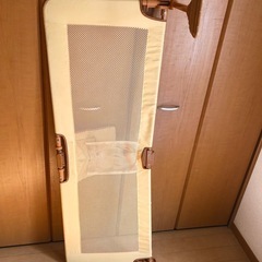 折りたたみ式ベッドガード　の画像