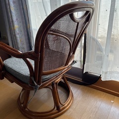 ラタンチェアセットの画像