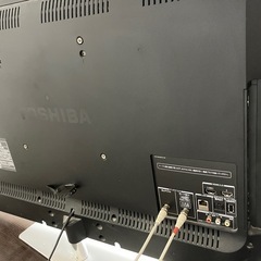 TOSHIBA REGZA 40型テレビ＋テレビ台セット【転倒防止固定済／引取限定】の画像