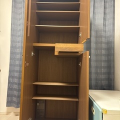 ミラー付き 靴収納家具の画像