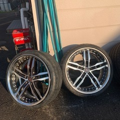 ホイール19インチの画像