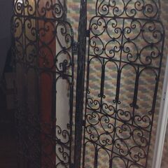 モロッコインテリアを代表する定番アイテム、アイアン製のパーティションです1個。の画像