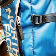 
ノースフェイス ヒューズボックス の画像