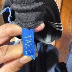 adidas アディダストラックパンツの画像