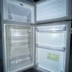 格安で売り切ります！値下げ交渉可！シャープ製ノンフロン冷凍冷蔵庫「SJ-H12W-S」　の画像