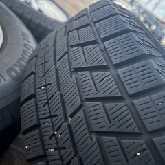 195/65R15 スタッドレスタイヤ アルミ付4本 15インチ ノア セレナの画像