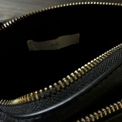H&M ショルダーバッグ　ブラックの画像