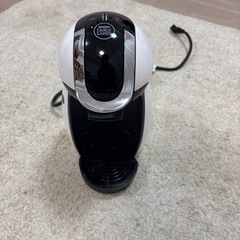 Nescafé Dolce Gusto コーヒーマシンの画像
