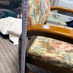 高座椅子の画像