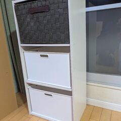 カラーボックス　収納付きの画像