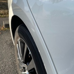 クラウンロイヤルサルーン　ハイブリッドの画像