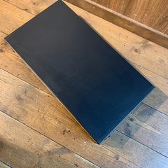 IKEA ELLOVEN モニタースタンドの画像