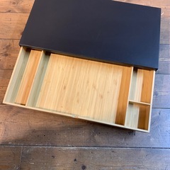 IKEA ELLOVEN モニタースタンドの画像