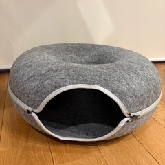 ドーナツ型　フェルトキャットハウス　ペットベッド　グレーの画像