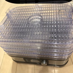 フードドライヤーの画像