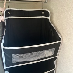 吊り下げ収納の画像