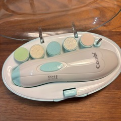 コンビ　ネイルケアセット
の画像