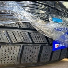 スタッドレスタイヤ195/65/15の画像