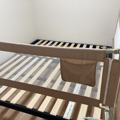 ベッドフレーム、ベッドガードセットの画像