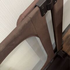 【★引き取り限定】 ベビーゲート おくトビラ Sサイズ 日本育児 自立式 ブラウン セーフティープレート付きの画像
