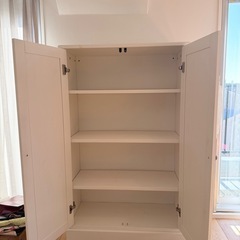 収納棚の画像