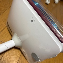 無料　livease｜リヴィーズ コードレスごみ取り（滴水機能付き）／EM-012Wの画像