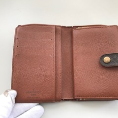 ルイヴィトン がま口付き おり財布 ユニセックスの画像