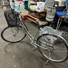【リサイクルショップどりーむ荒田店】No.620 通称ママチャリ シルバー LEDライト〇 カゴ付き〇の画像