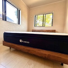 おまとめ割！ベッド&マットレス　クィーンサイズ　の画像