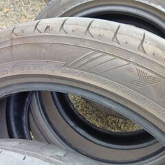 245/45R18 中古４本　アドバン2025の画像