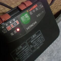 日立 ホットカーペット 173㎝×173㎝ （HMHU-H205M） お譲りします。＊石川県＊美川より＊期間限定の画像