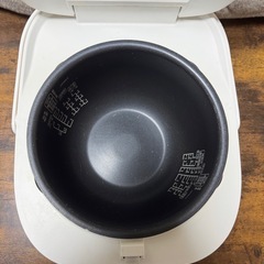 炊飯器の画像