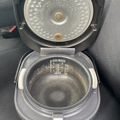炊飯器の画像