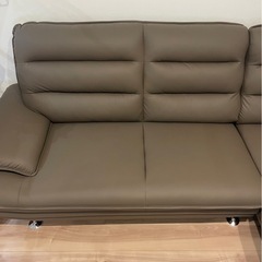 ファントムレザーソファの画像