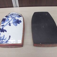唐物 小物入れ 陶器蓋 小箱 時代物 染付 金彩 中国美術 アンティーク 古美術 書道具 印箱 現状品 苫小牧西店の画像