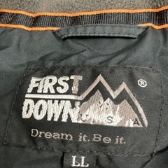 First downファーストダウン　ダウンジャケットLLサイズの画像