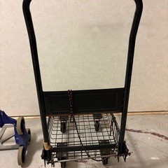 階段でも運べるキャリー47x43x87.5cmと台車57.5x40x87/28cmの画像