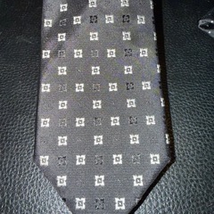 決まりました！Burberryのネクタイ3本の画像