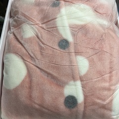 着る毛布　ドットピンクの画像