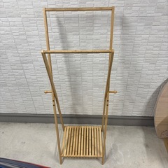 ハンガーラックの画像