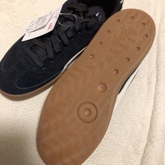 プーマ　スエード　スニーカー　24.0cm 新品未使用　定価11550円半額以下！の画像