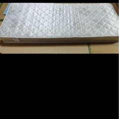 シングルベットマットレスの画像