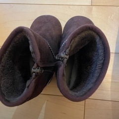 ムートンブーツ　　13センチ　ベビー　　子どもの画像