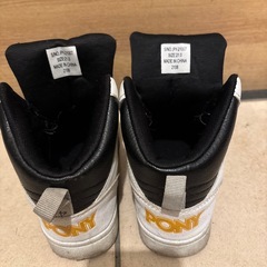 新潟で購入した子供用の防水靴21センチの画像