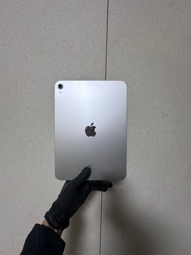 iPad10世代256G 最終締切1月4いいねしてくれてる方希望額送ってください